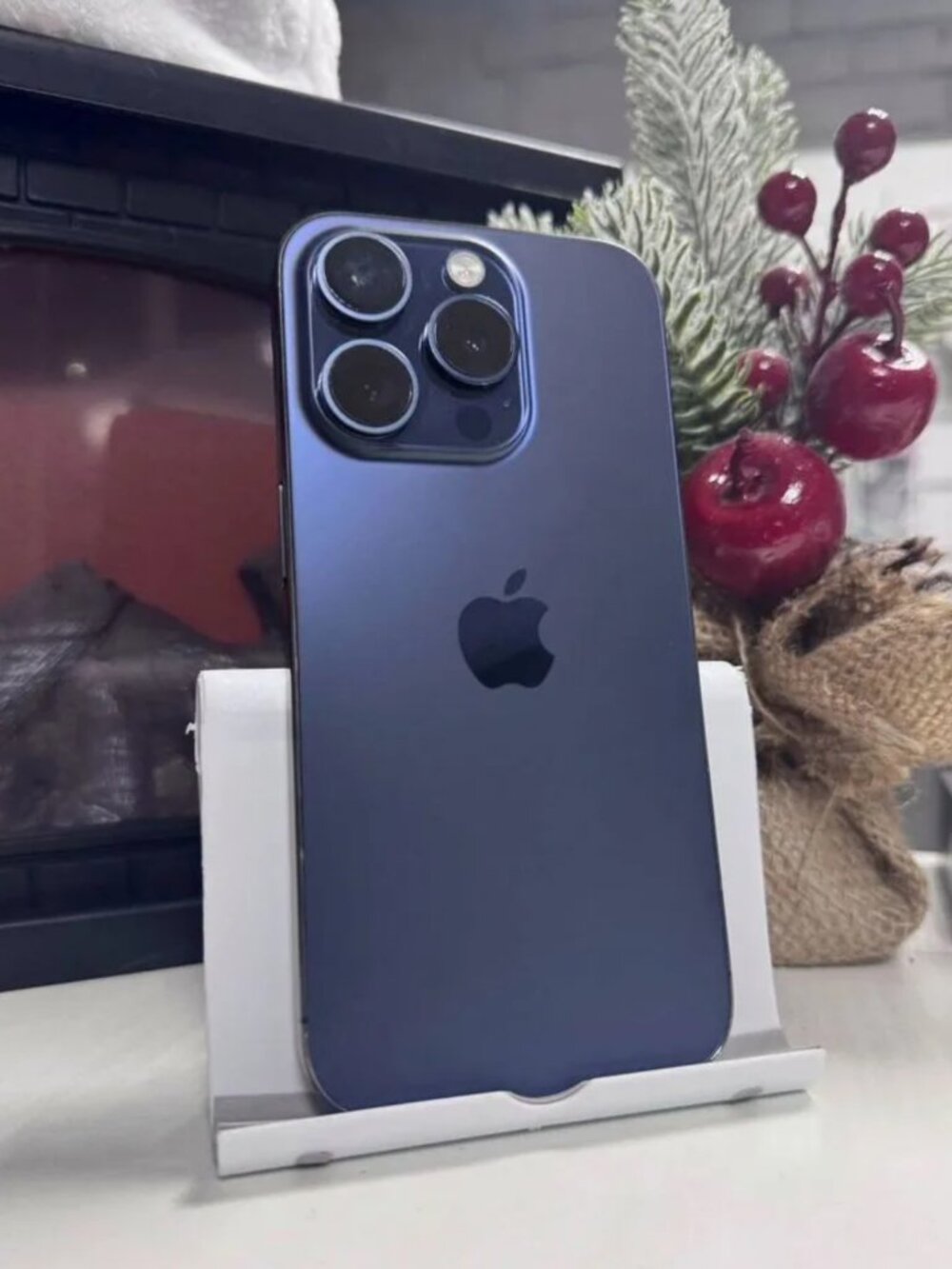 iPhone 15 Pro, 128 GB
